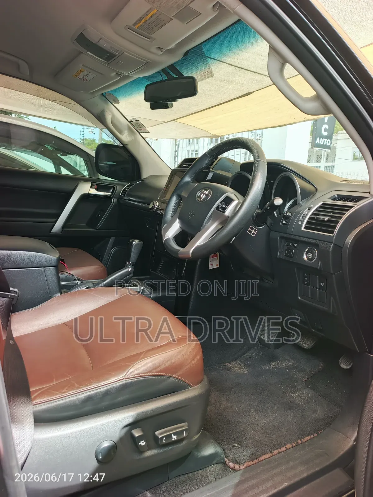 Toyota Land Cruiser Prado 2016 Black
