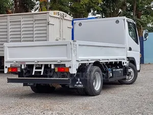 Mitsubishi Canter Fuso Truck