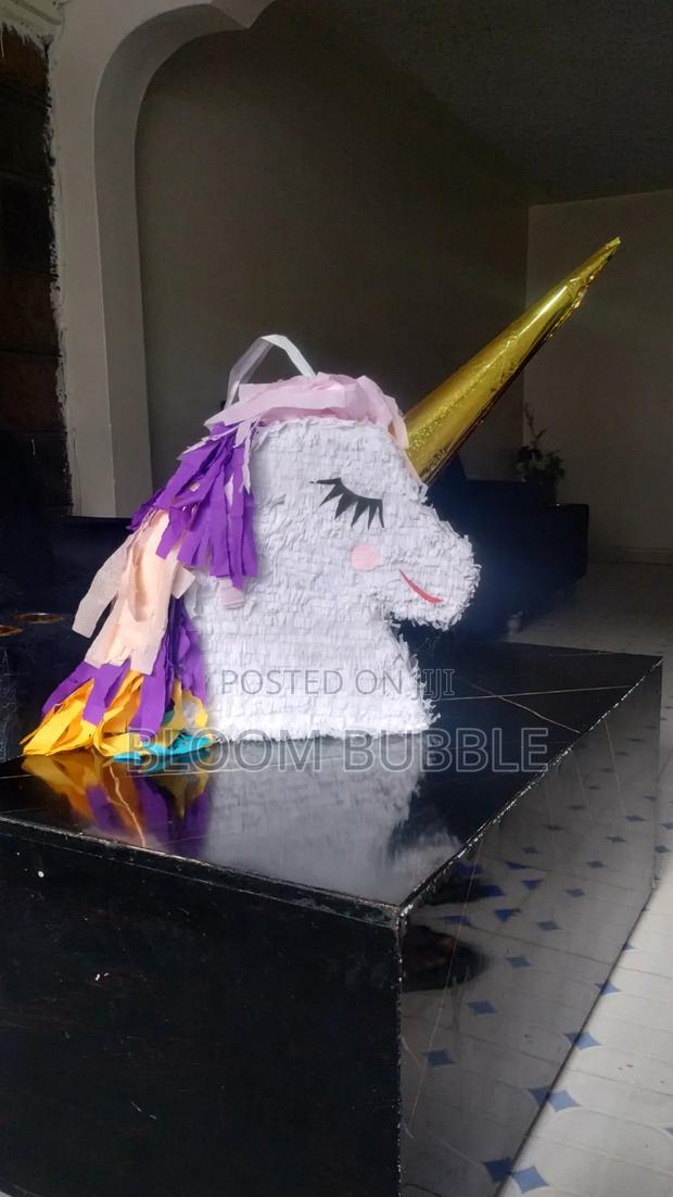 Handmade Pinatas - main view