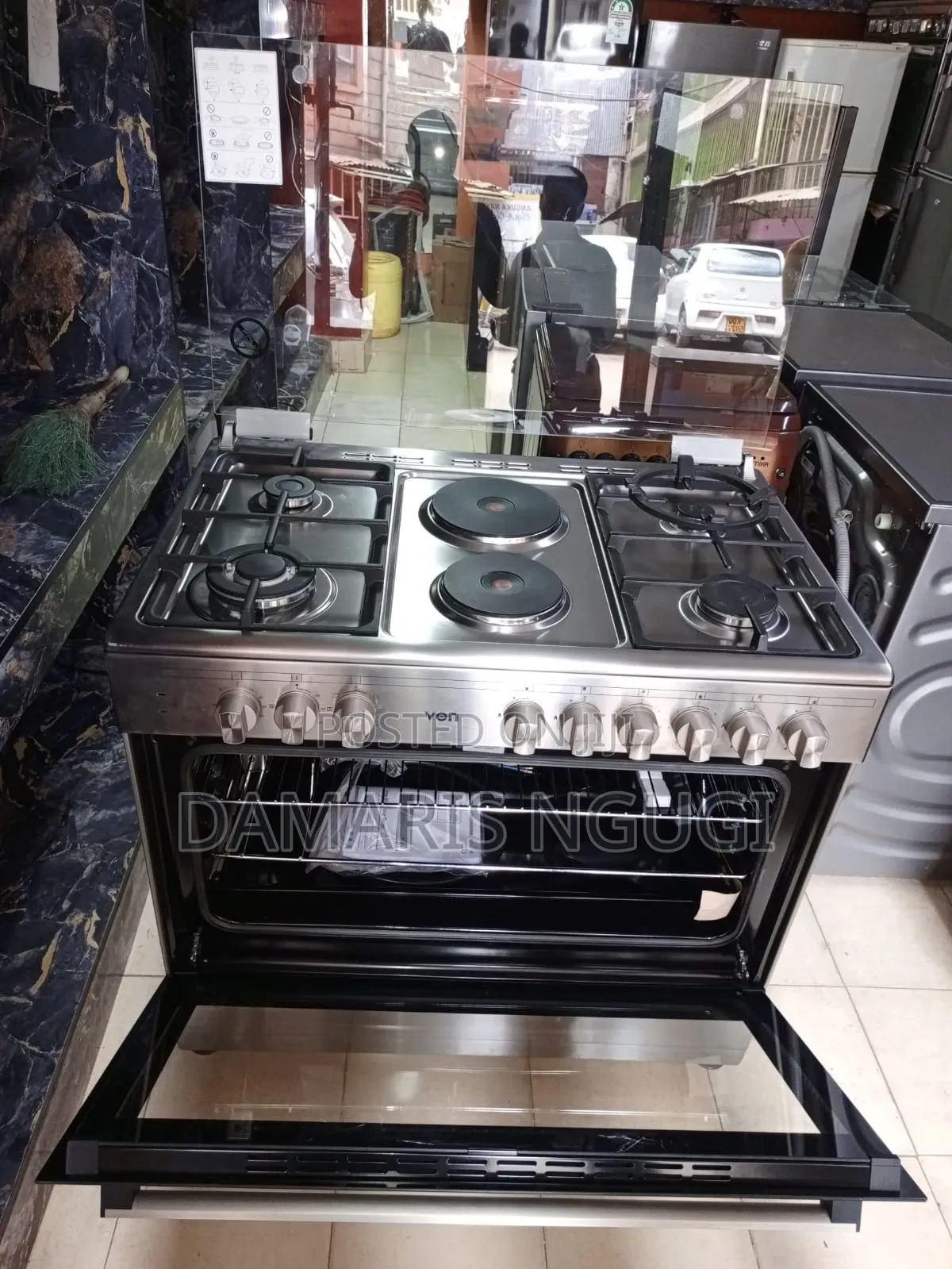 Von Brand New 4+2 Electric Cooker