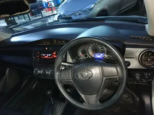Toyota Axio 2017 Silver