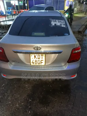 Toyota Axio 2017 Silver