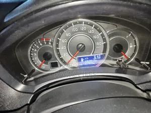Toyota Axio 2017 Silver