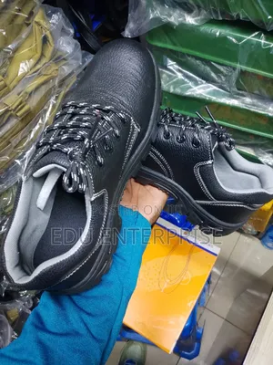Low Cut Safety Boots/Office Boots