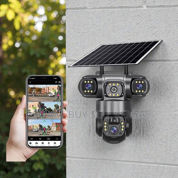 Efficient Outdoor Security Camera 20mp 4g PTZ Triple Lens Solar Camera