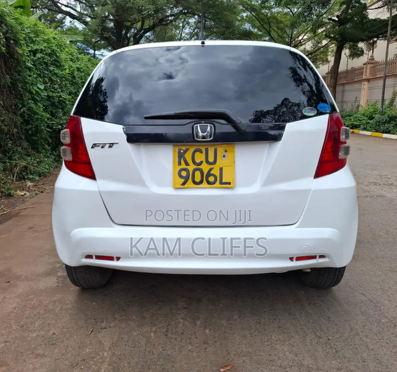 Honda Fit 2012 Off white