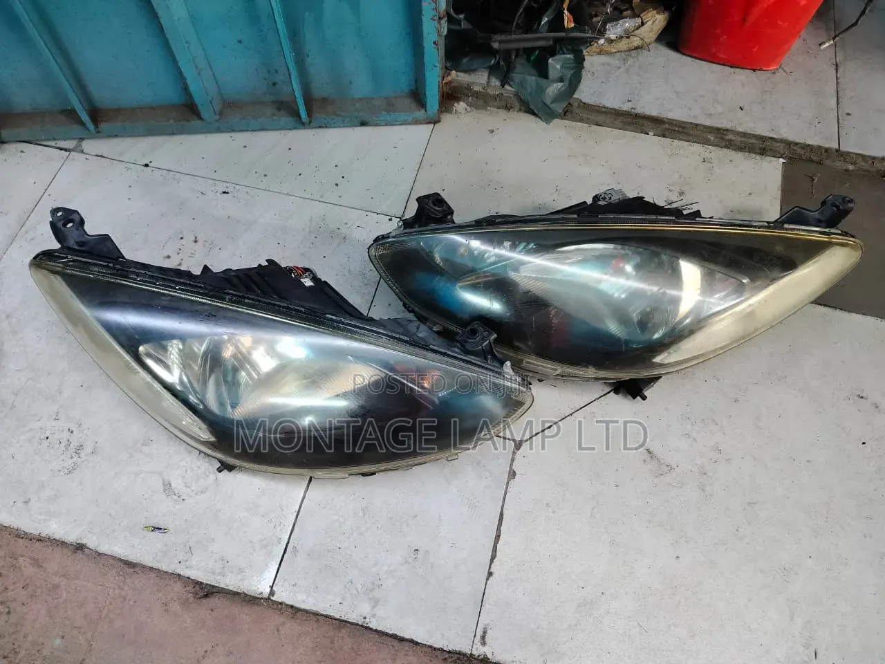 Headlight Demio 2008