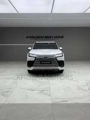 Lexus LX 500d 2022 White