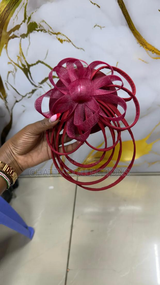 Maroon Big Elegant Ladies Fascinators / Headpiece
