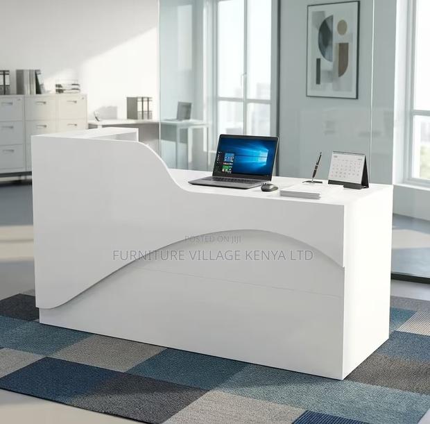 White Executive Office Waiting Desk - thumbnail 5