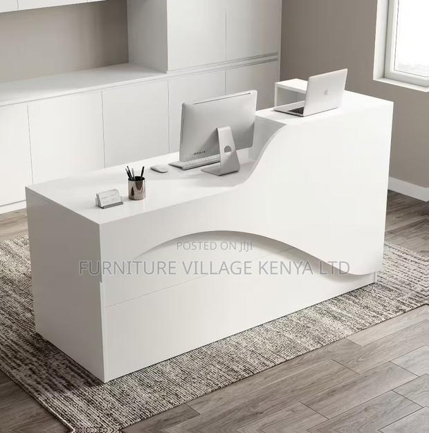White Executive Office Waiting Desk - thumbnail 7