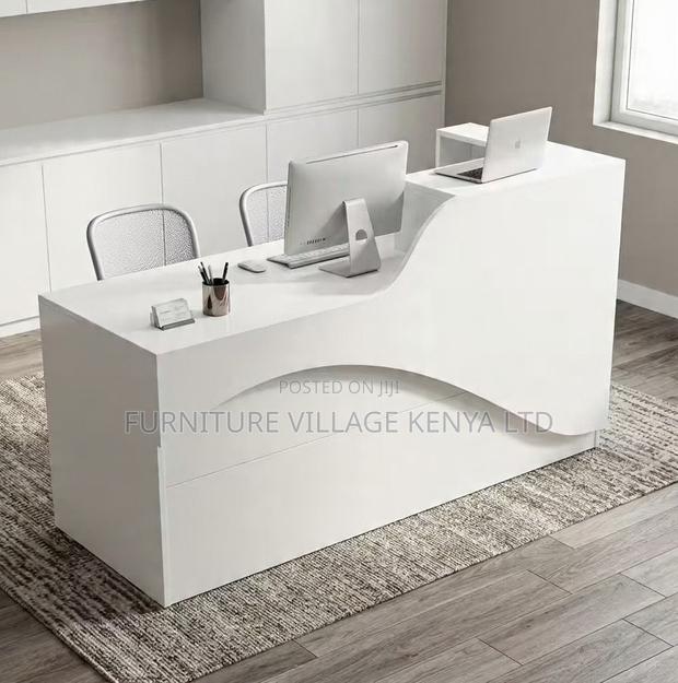 White Executive Office Waiting Desk - thumbnail 9