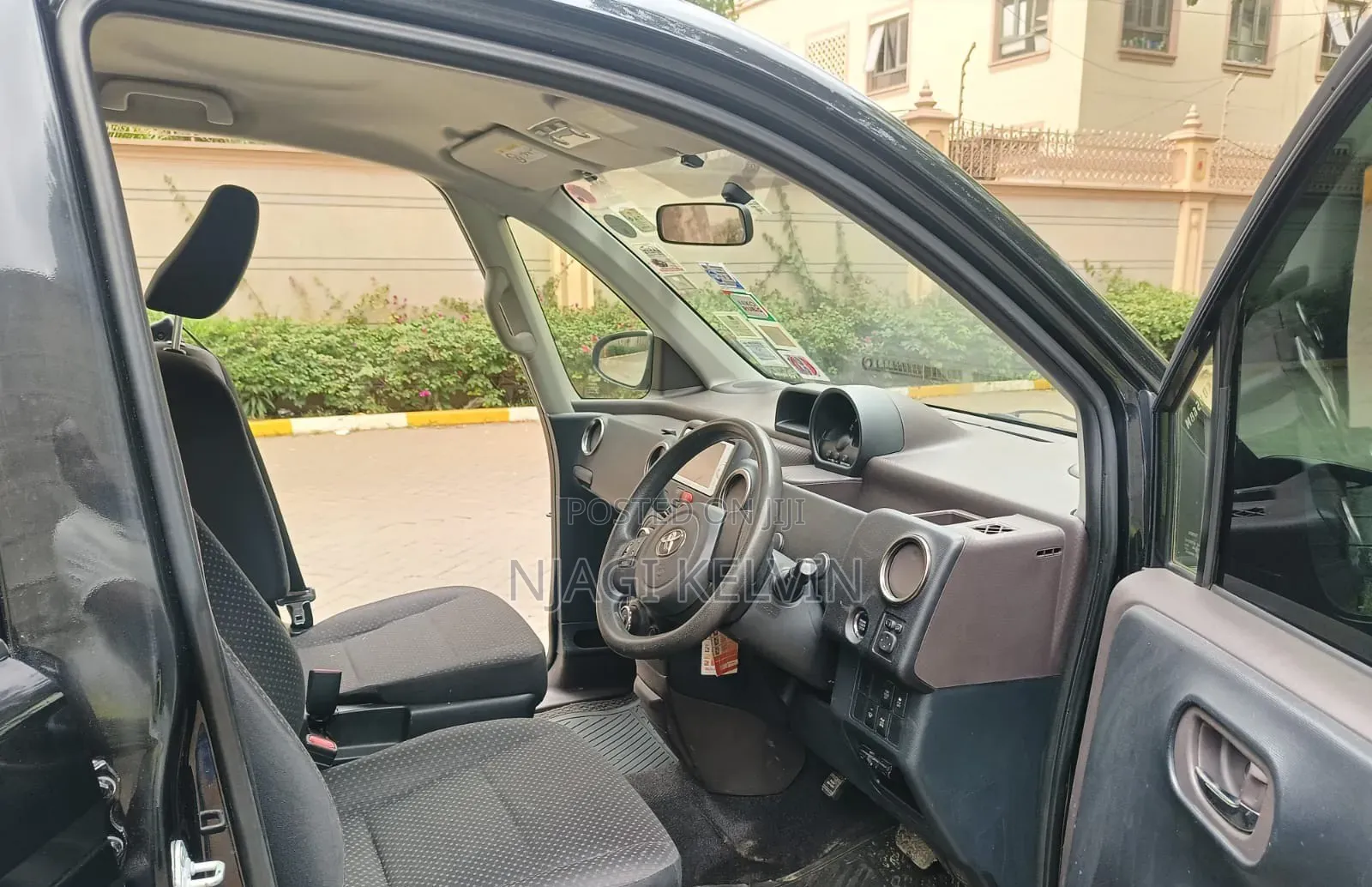 Toyota Spade 1.5 2014 Black