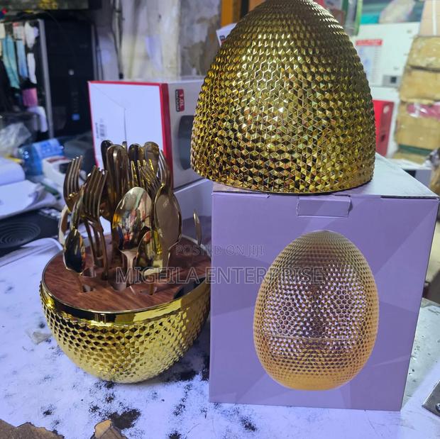 Egg Shell Set