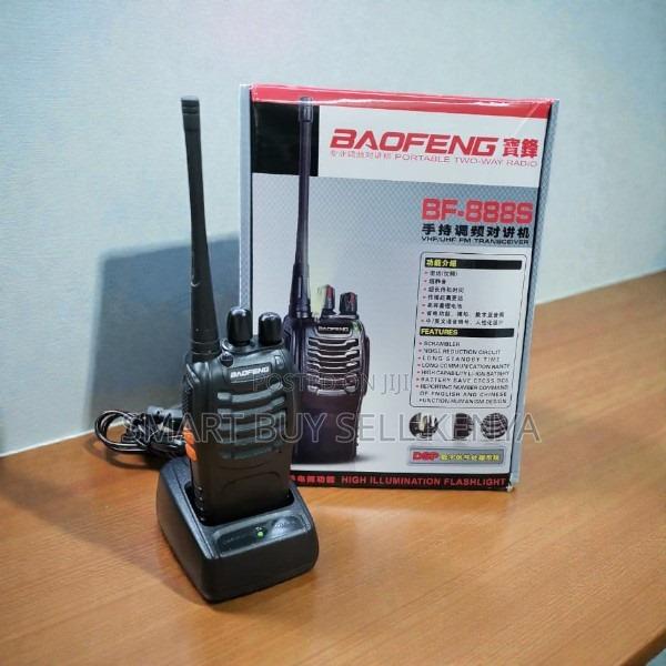 Baofeng Bf-888s Compact Size Device High Use Walkie Talkie Radio Calls