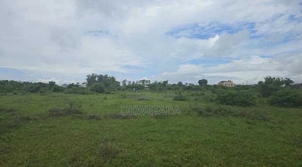 5 Acres Near Breaburn Utange - main view