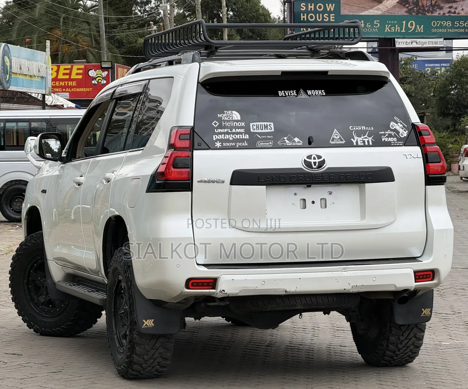 Toyota Land Cruiser Prado 2.7 2019 White