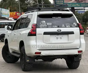 Toyota Land Cruiser Prado 2.7 2019 White