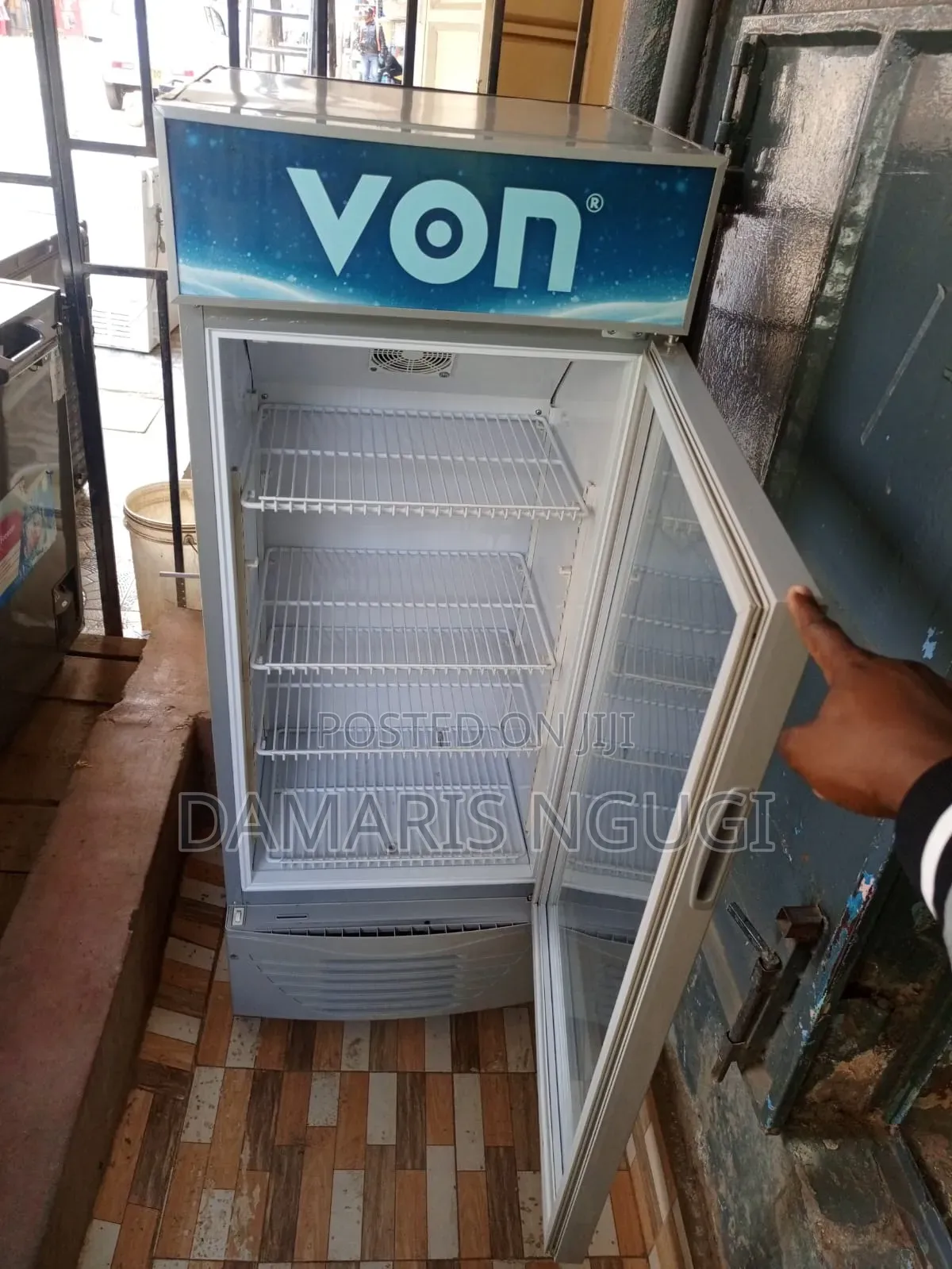 Von Medium Sized Display Fridge