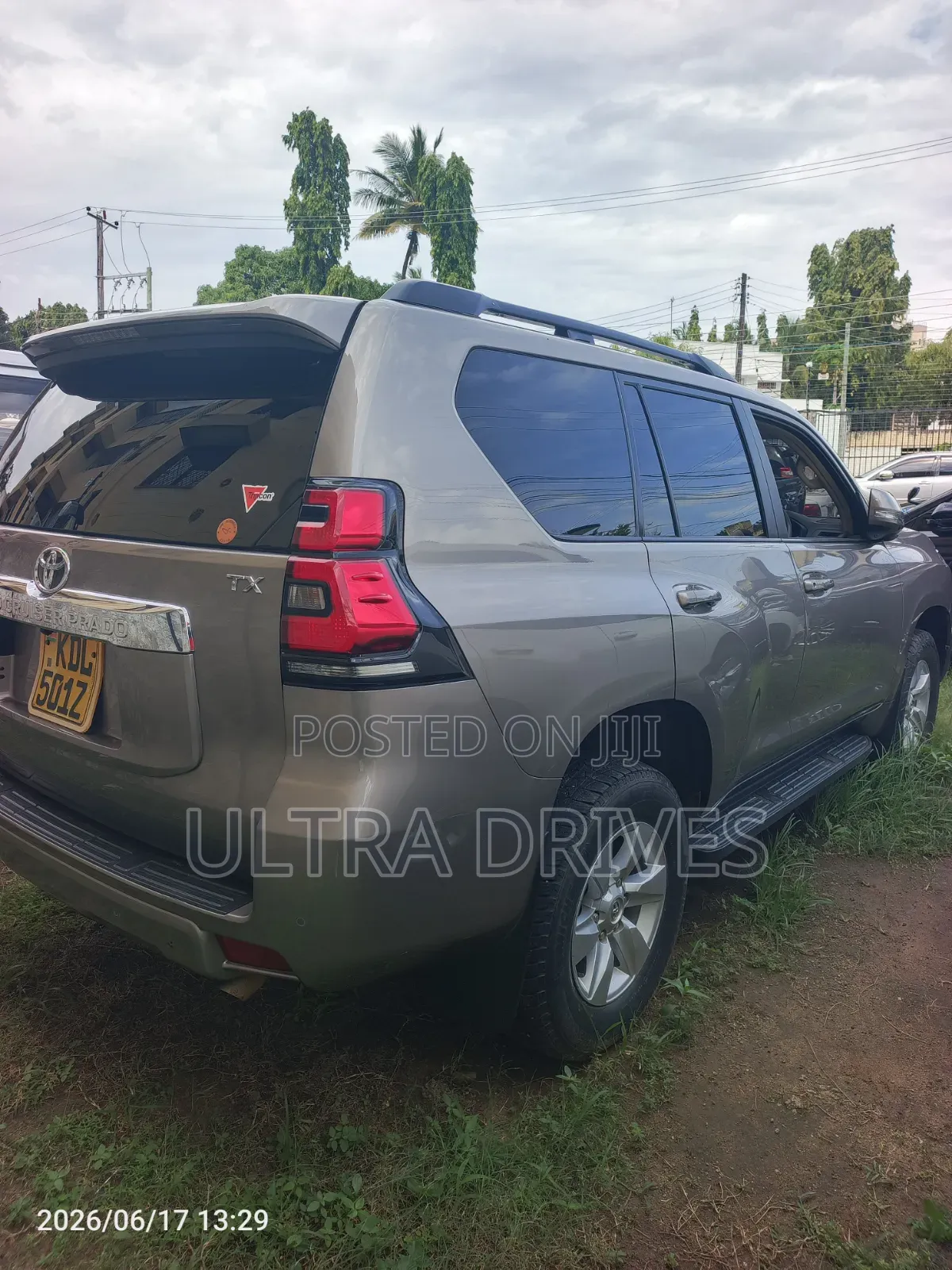 Toyota Land Cruiser Prado 2018 Gray