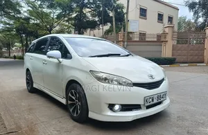 Toyota Wish 2013 White