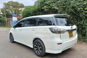 Toyota Wish 2013 White