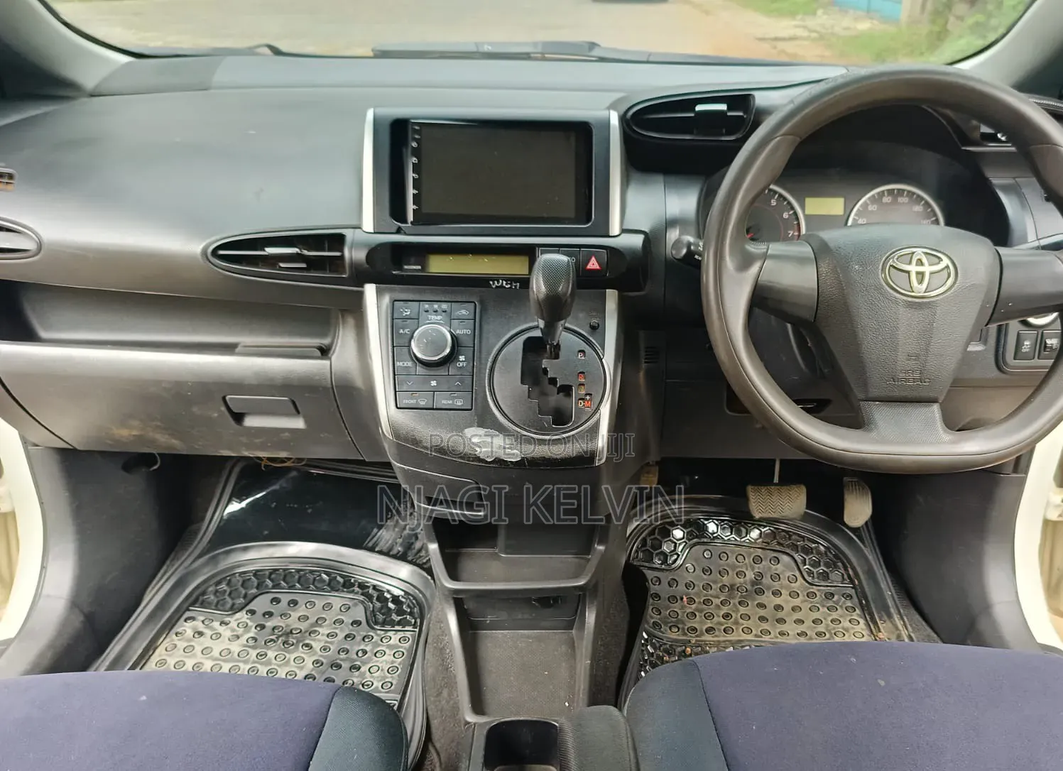Toyota Wish 2013 White