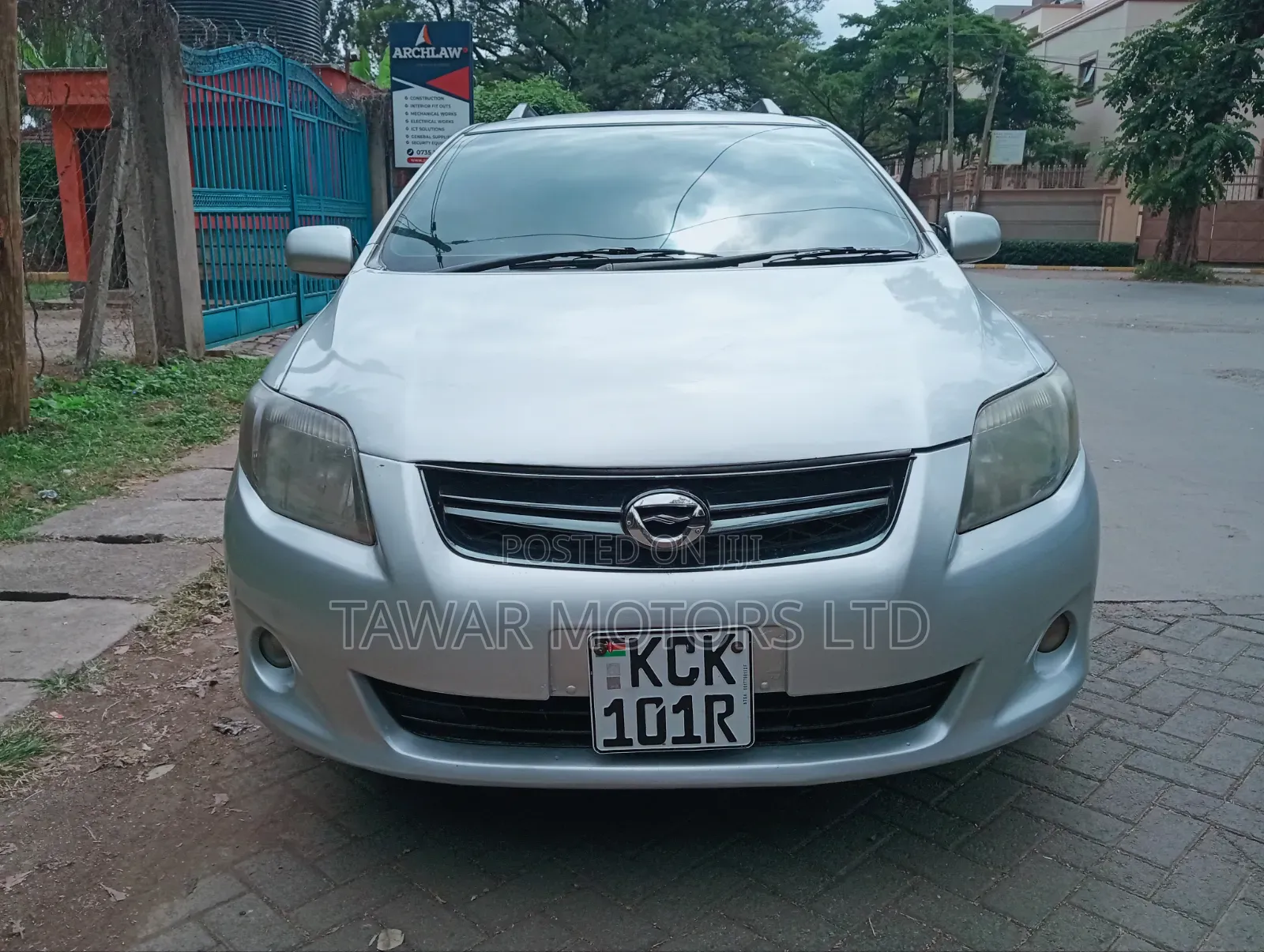 Toyota Corolla Fielder 2010 Silver