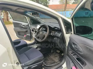 Toyota Wish 2013 White