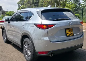 Mazda CX-5 2018 Silver