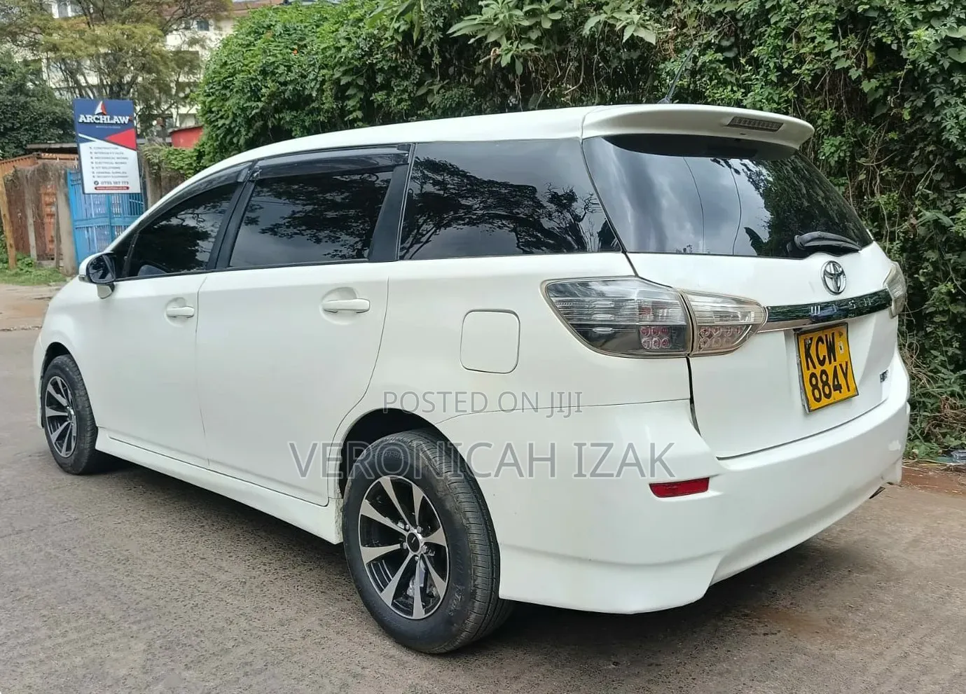 Toyota Wish 2013 White