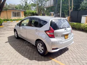 Nissan Note 2018 Silver