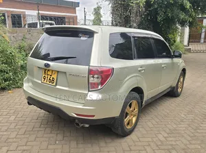 Subaru Forester 2009 Gold