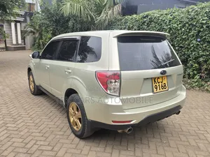 Subaru Forester 2009 Gold
