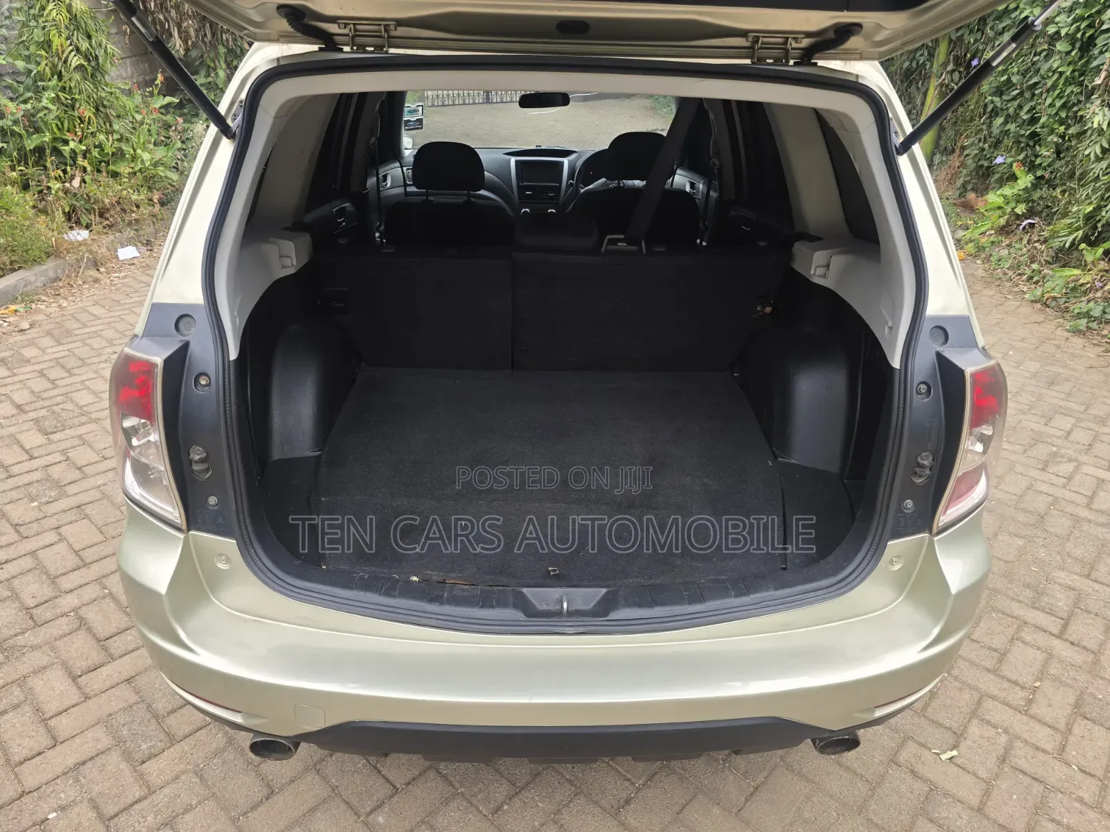 Subaru Forester 2009 Gold