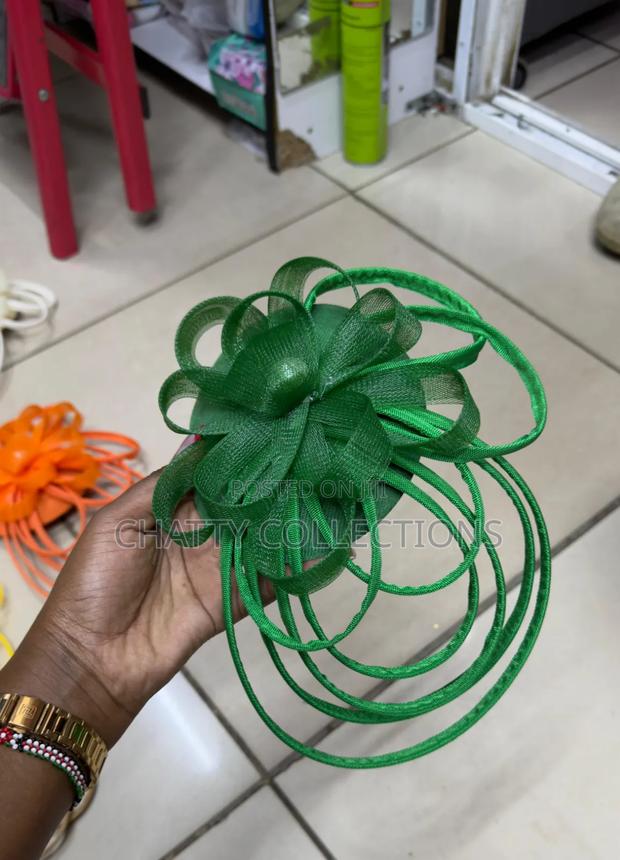 Green Big and Elegant Ladies Fascinators / Headpiece