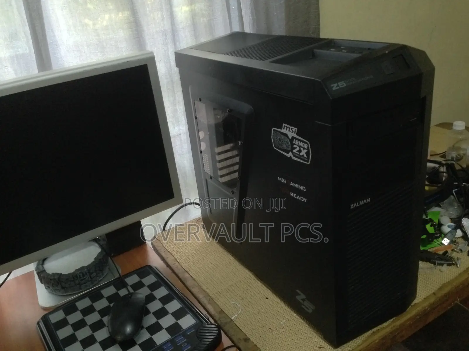 Desktop Computer 12GB Intel Core i3 HDD+SSD 750GB