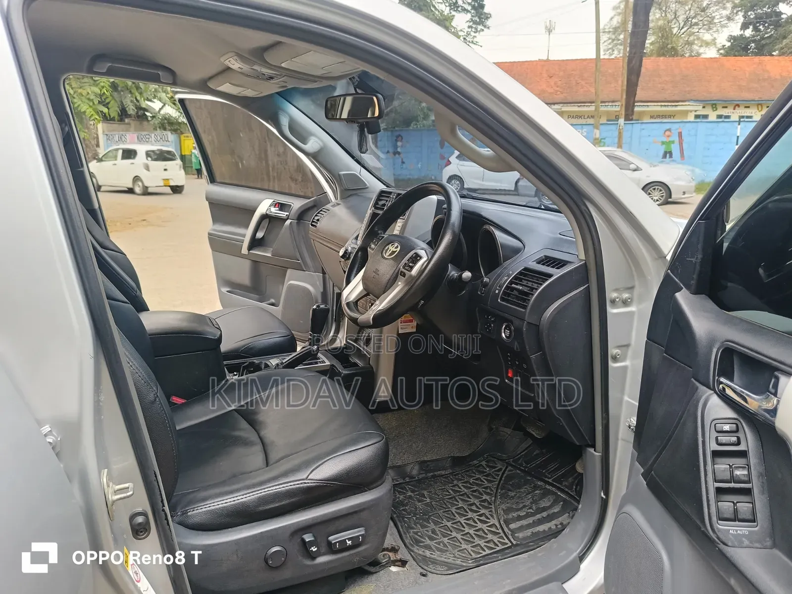Toyota Land Cruiser Prado 2010 Silver