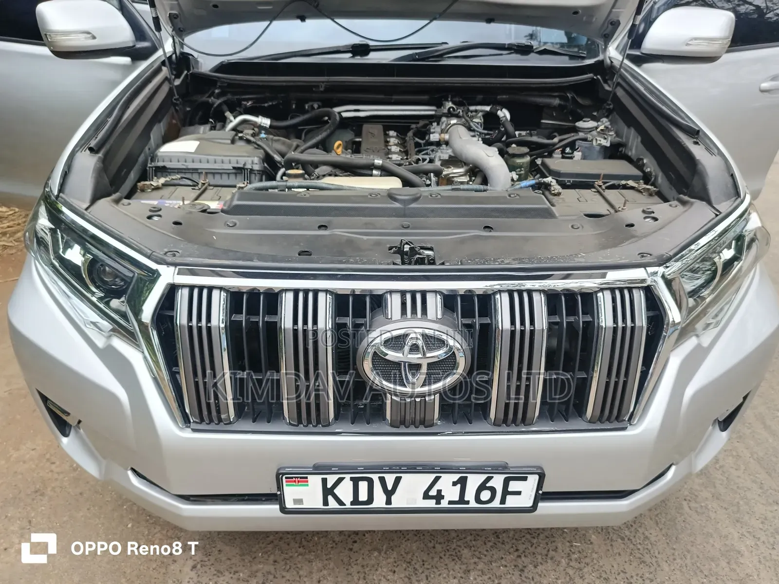 Toyota Land Cruiser Prado 2010 Silver