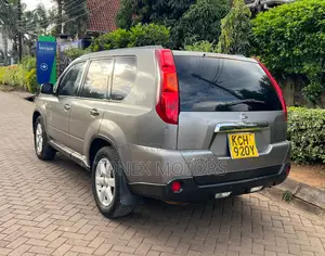 Nissan X-Trail 2.5 Petrol 4x4 SE 2009 Gray