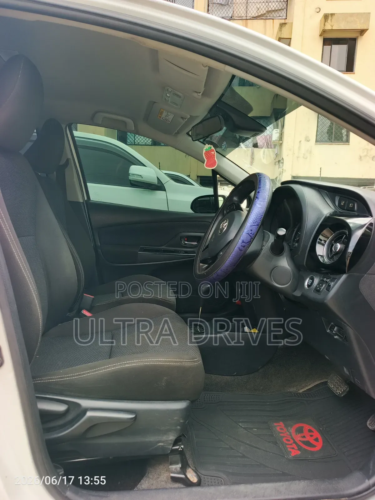 Toyota Vitz 2018 White