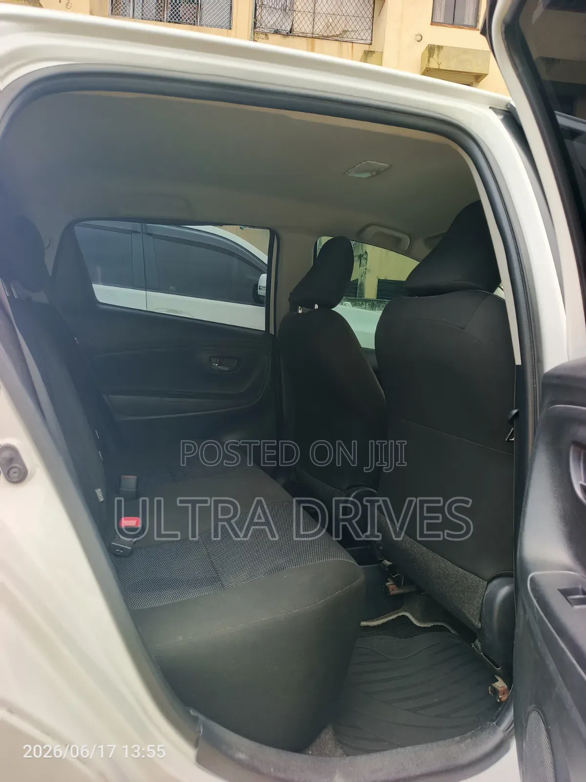 Toyota Vitz 2018 White