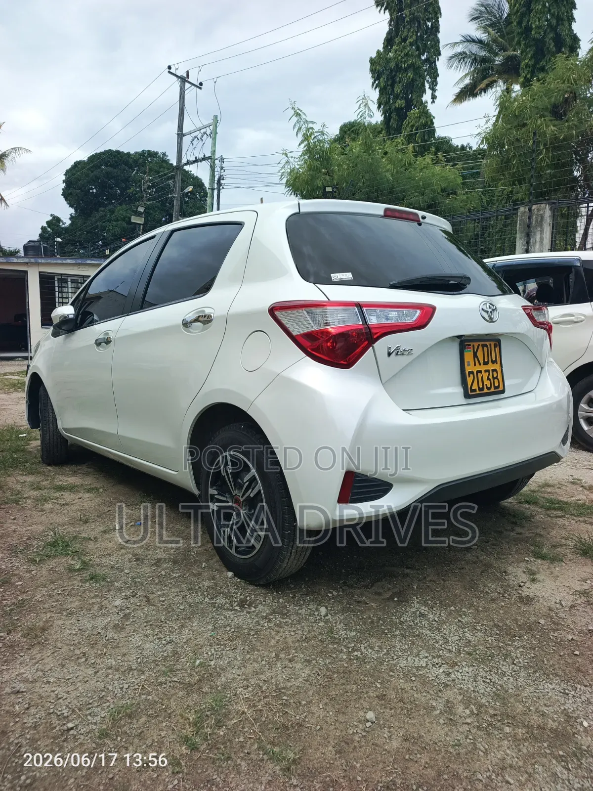 Toyota Vitz 2018 White