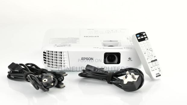 Epson Eb-W06 Projector 3lcd Technology, Wxga – V11h973040 - thumbnail 3