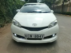 Toyota Wish 2013 White