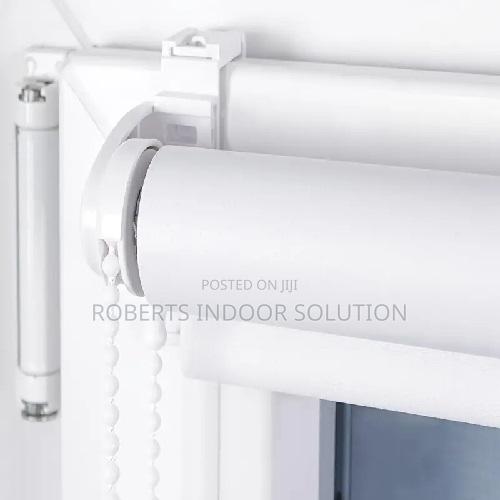 Daytime Privacy Sunshade Blinds - main view