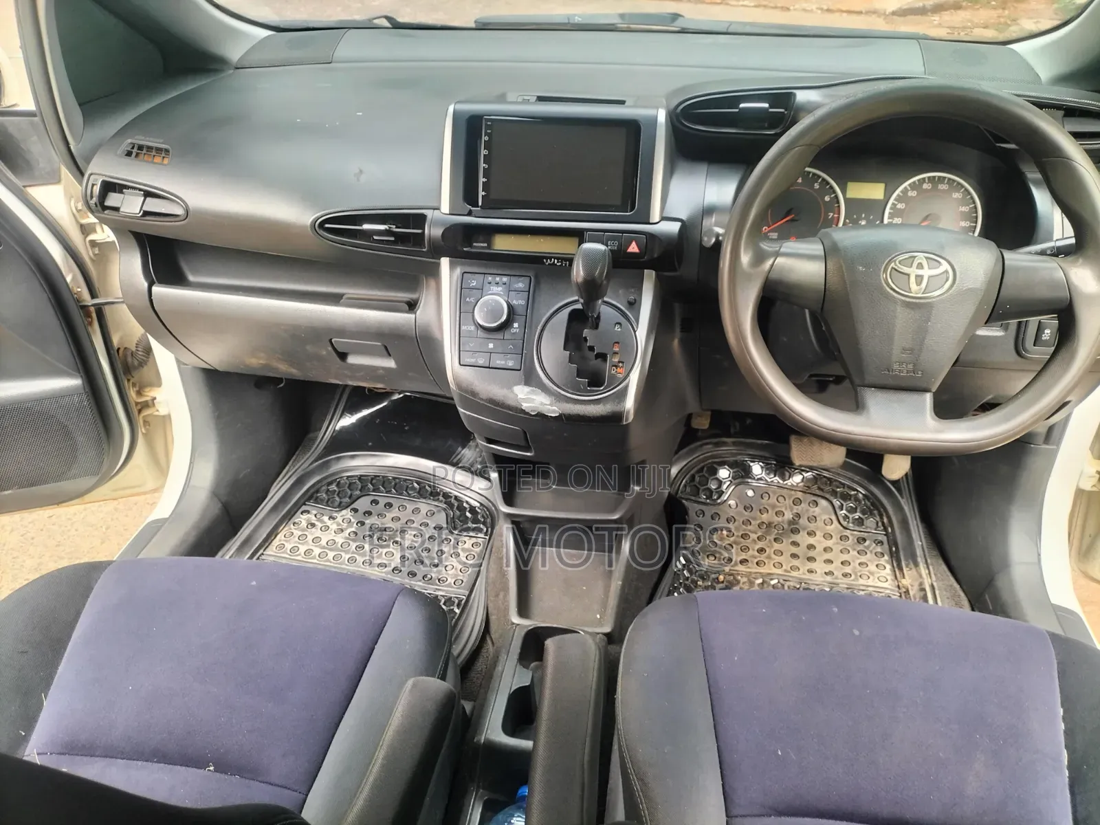 Toyota Wish 2013 White