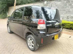 Toyota Spade 2014 Black