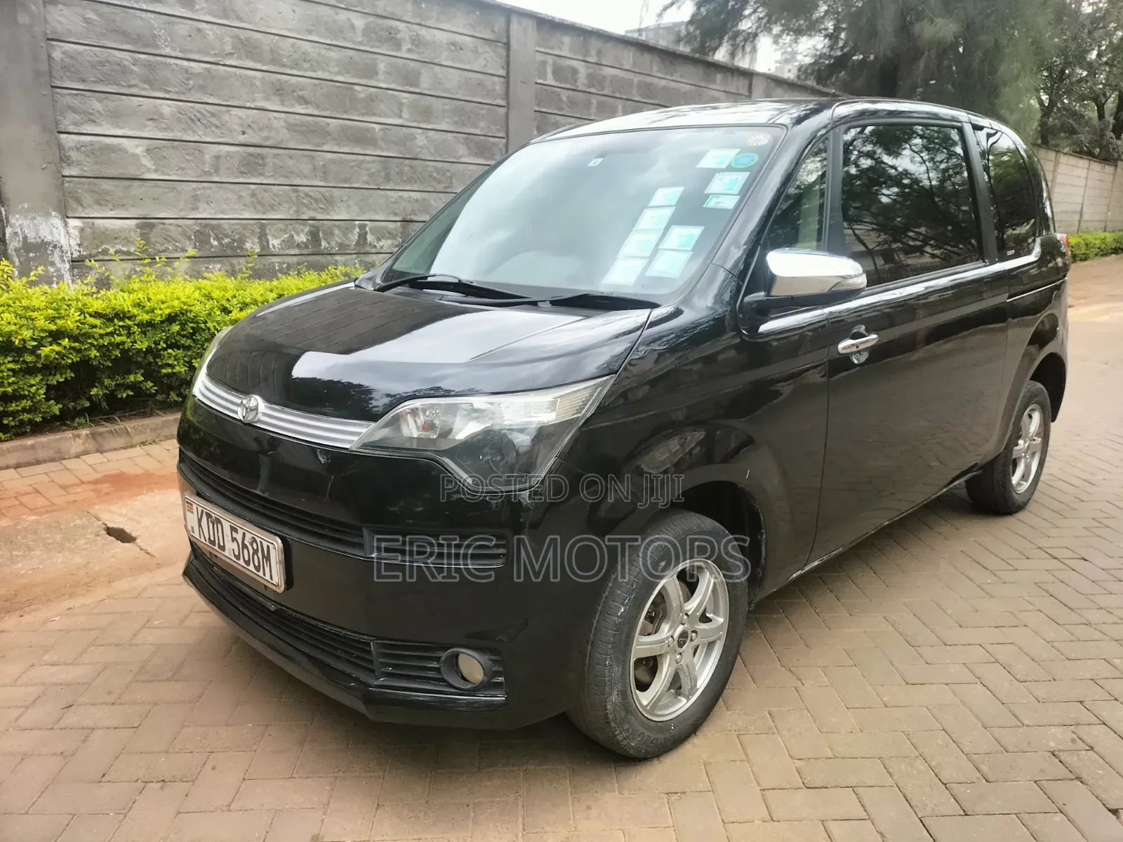 Toyota Spade 2014 Black