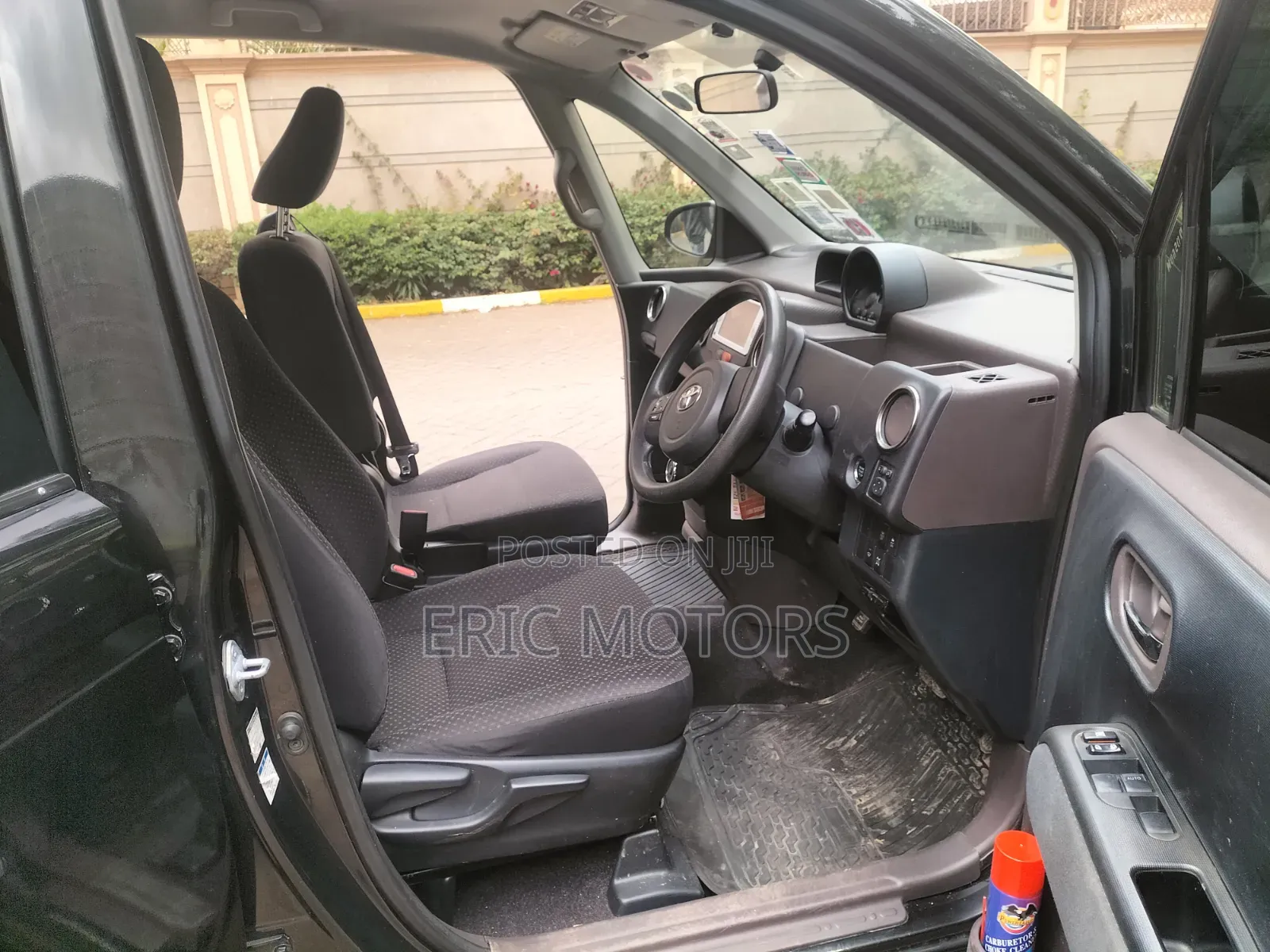 Toyota Spade 2014 Black